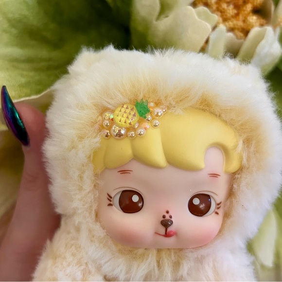 Custom authentic Pineapple Hacipupu Gummybear - Picture 3 of 4